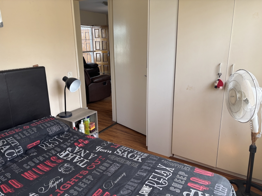 2 Bedroom Property for Sale in Glenwood Western Cape